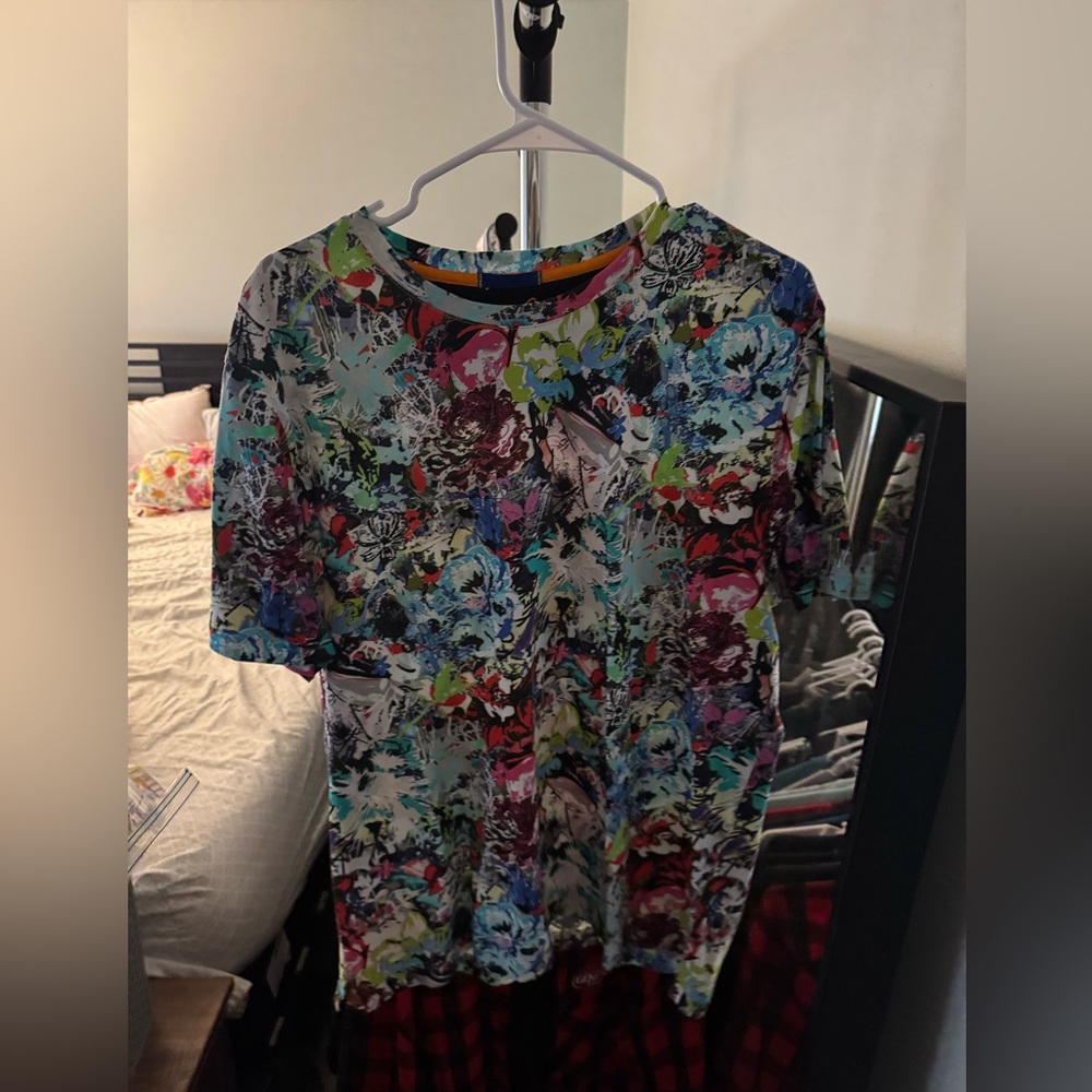 Robert Graham Abstract T-Shirt